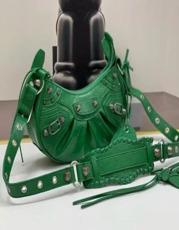 BALENCIAGA HANDBAGS le cagole xs | Chicly Hub