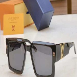 LOUIS VUITTON LV Clash Mask Sunglasses | Chicly Hub