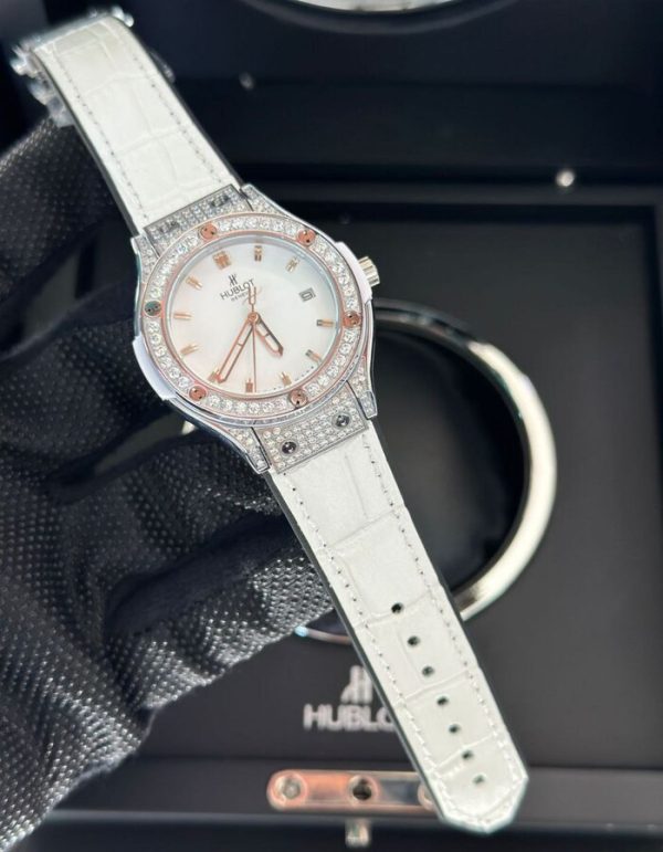 Hublot Classic Fusion Quartz 33mm Ladies Watch | Chicly Hub