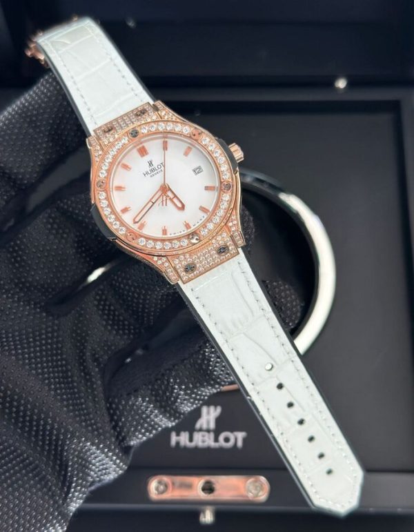 Hublot Classic Fusion Quartz 33mm Ladies Watch | Chicly Hub