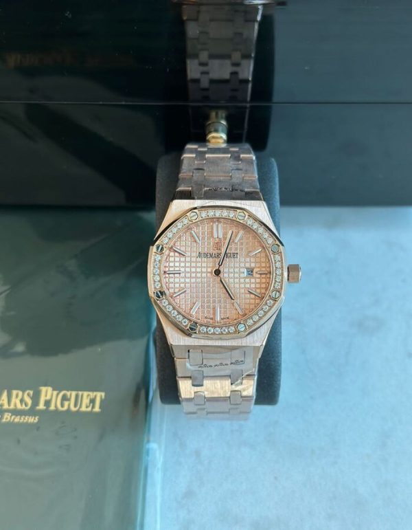 Audemars Piguet Royal Oak Ladies watch | Chicly Hub