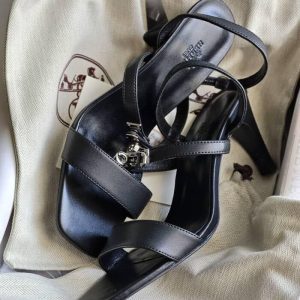 Hermes sandals Glamor made of calf leather | Chicly Hub