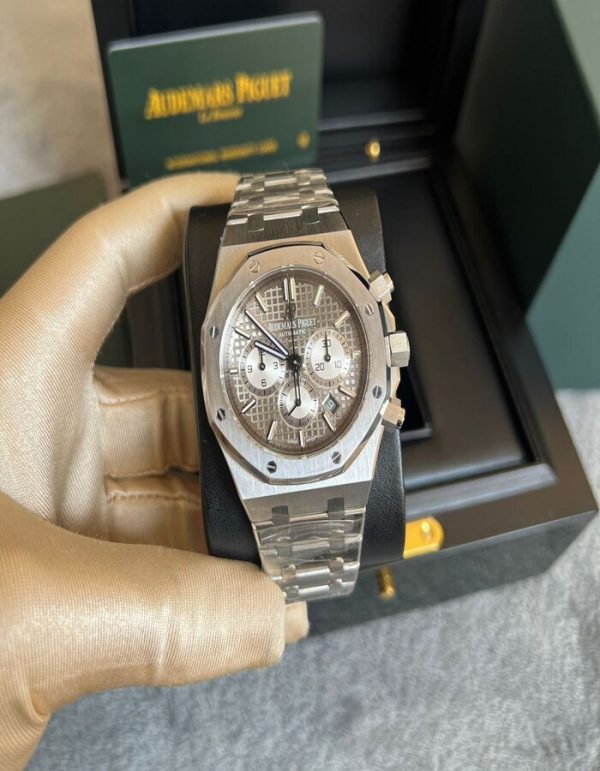 Audemars Piguet Royal Oak Chronograph | Chicly Hub