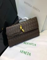 Bottega Veneta Andiamo Clutch Bag | Chicly Hub