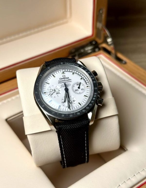 SPEEDMASTER SS SNOOPY OMF BEST EDITION WHITE DIAL | Chicly Hub