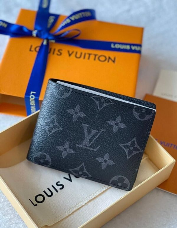 LOUIS VUITTON Taigarama Multiple Wallet Antarctica | Chicly Hub