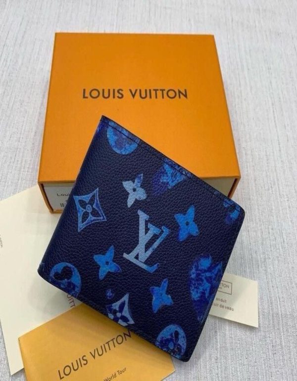 LOUIS VUITTON Taigarama Multiple Wallet Antarctica | Chicly Hub