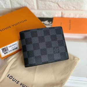 LOUIS VUITTON Damier Graphite Amerigo NM Wallet | Chicly Hub