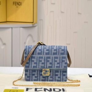 Fendi Chain Pouch multicoloured | Chicly Hub