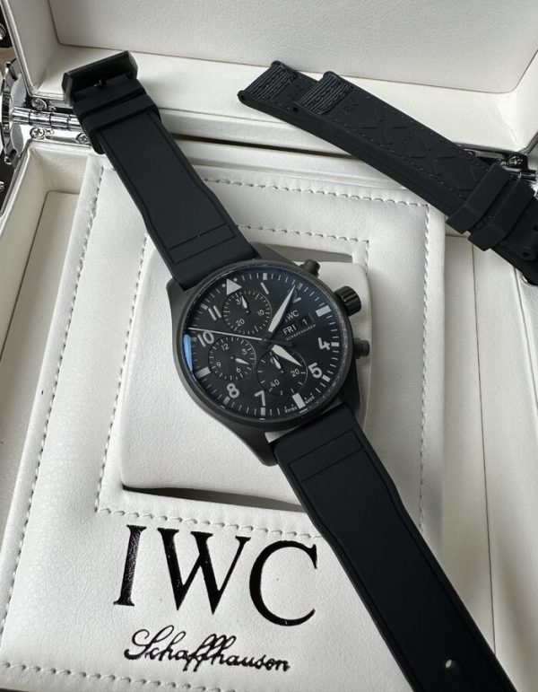 IWC Pilots Black/Rubber Ø41 mm | Chicly Hub