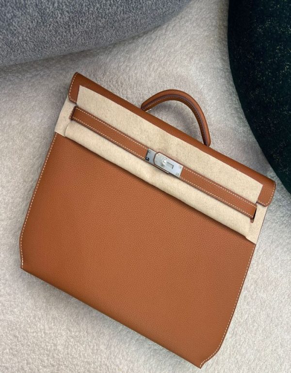 Hermes Gold Kelly Depeches 36 Evercolor Bag | Chicly Hub