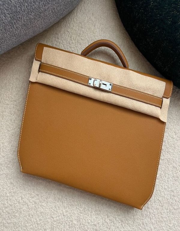 Hermes Gold Kelly Depeches 36 Evercolor Bag | Chicly Hub