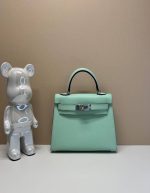 HERMES Chevre Mysore Mini Kelly Sellier 20 Vert Fizz | Chicly Hub