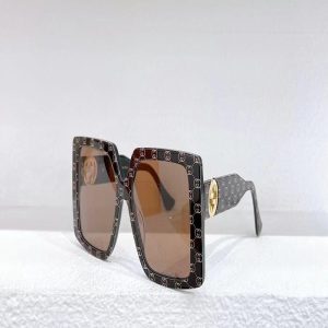 Gucci sunglasses | Chicly Hub