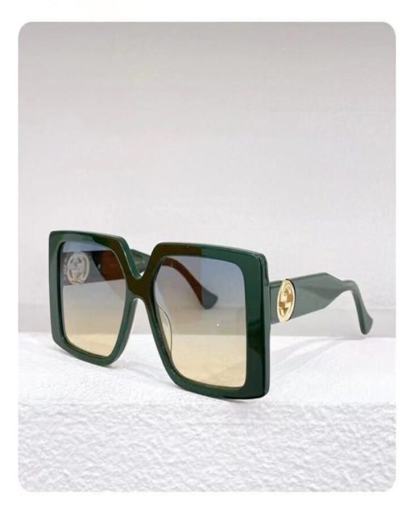 Gucci sunglasses | Chicly Hub