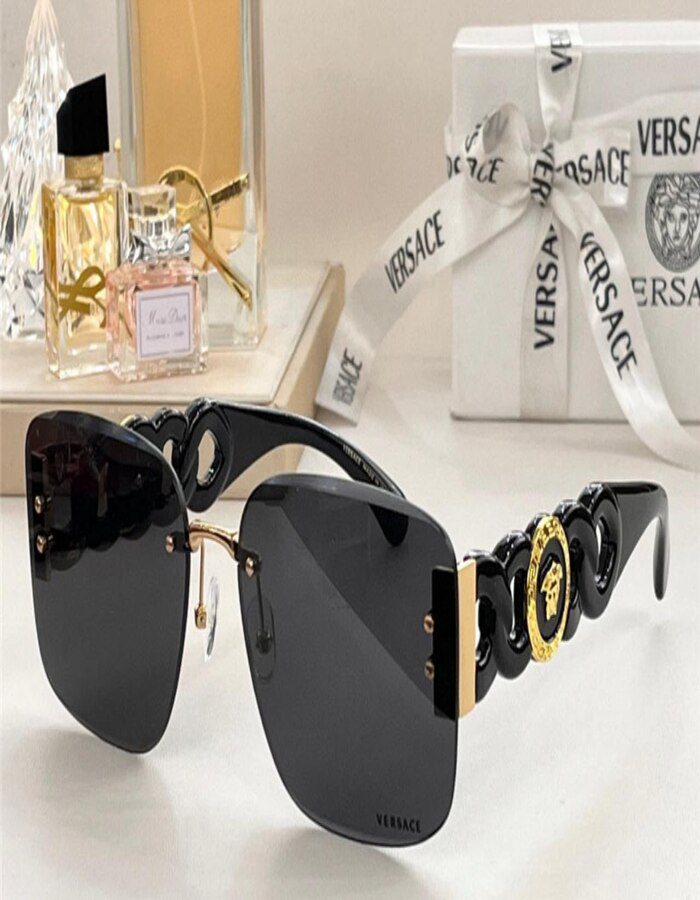 Versace sunglasses | Chicly Hub