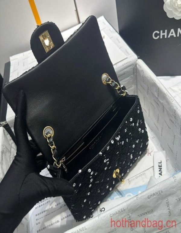 Chanel CLASSIC HANDBAG | Chicly Hub