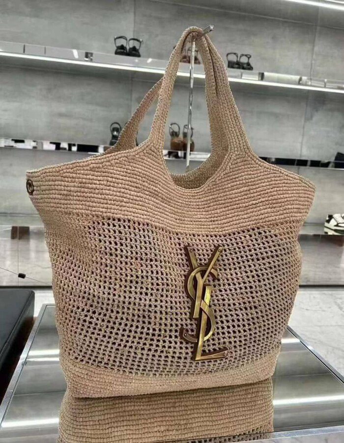 YSL RAFFIA LEARE TOTE BAG | Chicly Hub